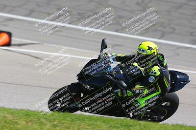 media/Apr-23-2022-Fastrack Riders (Sat) [[cb2d6ae73d]]/LEVEL 3/1115AM TURN 3 AND 4/